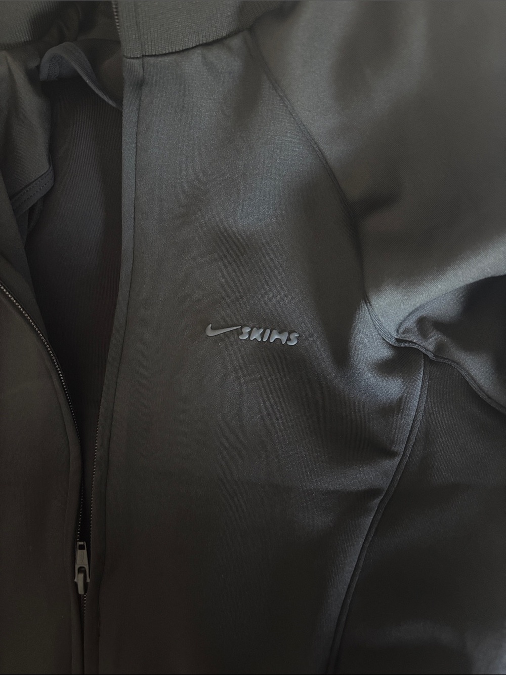 Nike x Skims Cropped Track Jacket - Picture 3 of 3